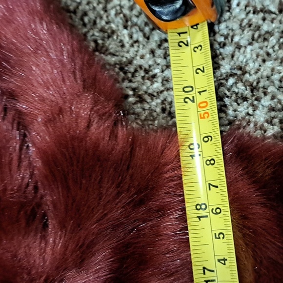 Terry Lewis Classic Luxuries Faux Fur ruffle detail Burgundy Jacket Size XS - Picture 6 of 13